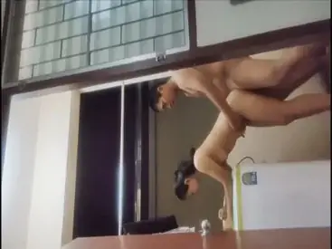 Rumah Majikan Sepi Pembantu Dientot Lemas